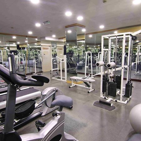 Majan Continental Hotel Маскат Екстериор снимка