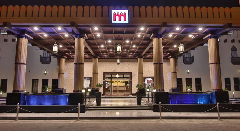 Majan Continental Hotel Маскат Екстериор снимка