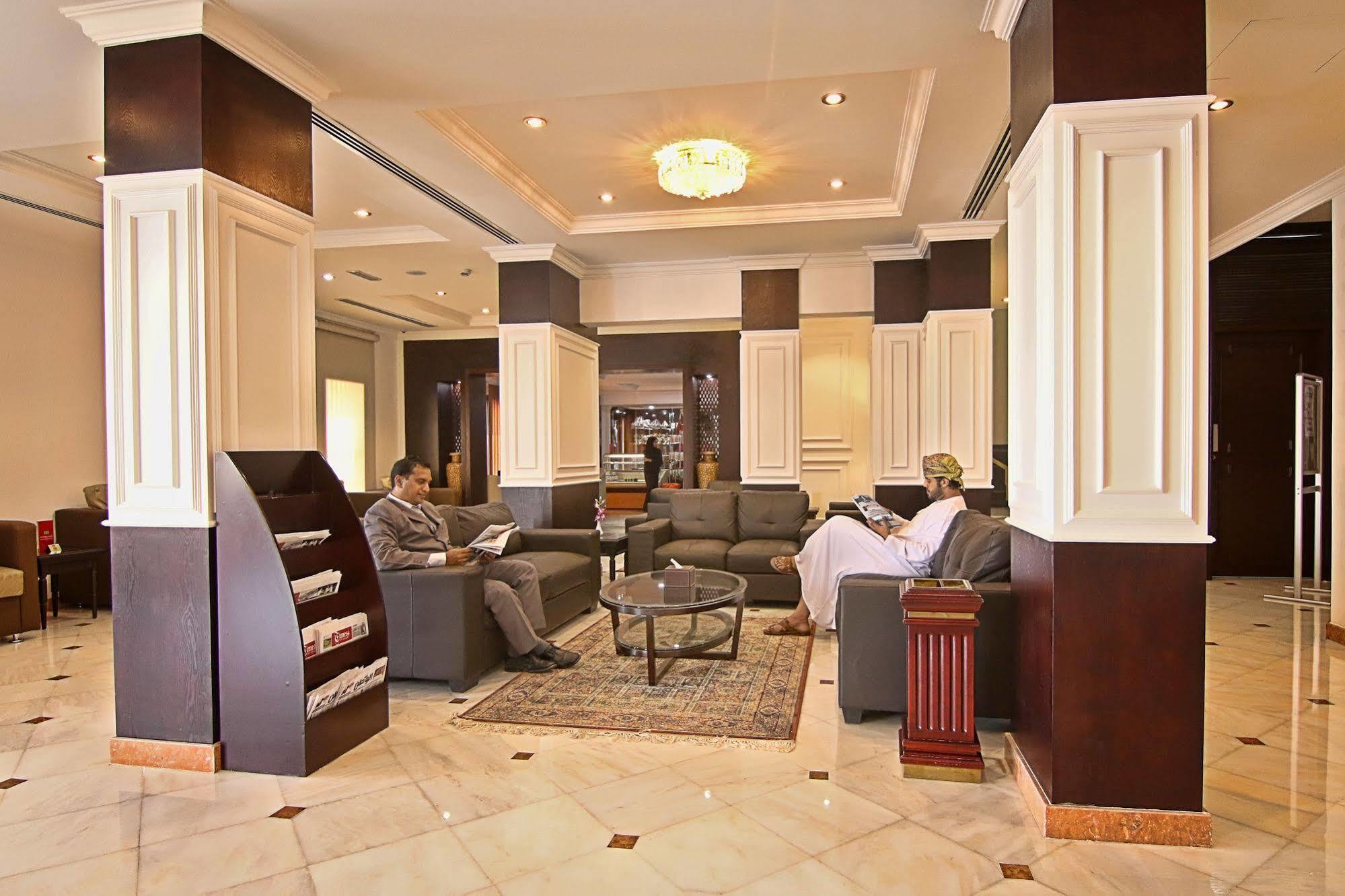 Majan Continental Hotel Маскат Екстериор снимка